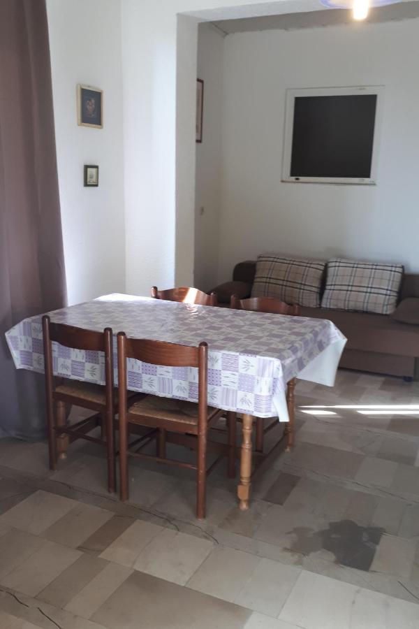 Apartments With A Parking Space Ivan Dolac, Hvar - 8753 מראה חיצוני תמונה